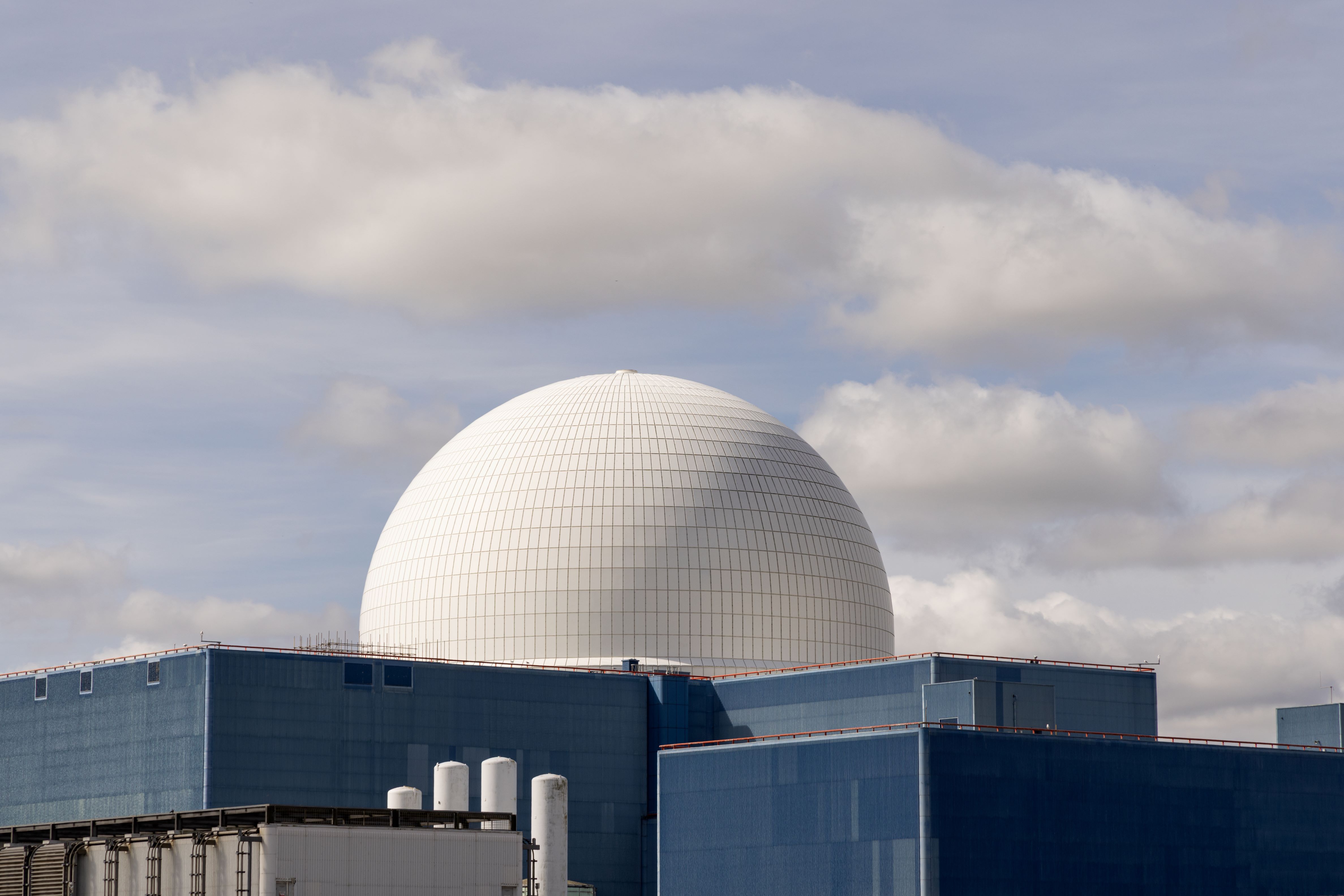 Reactor Dome of the Sizewell B nuclear power station, next to the planned site of Sizewell C_Credit - Shutterstock.jpg